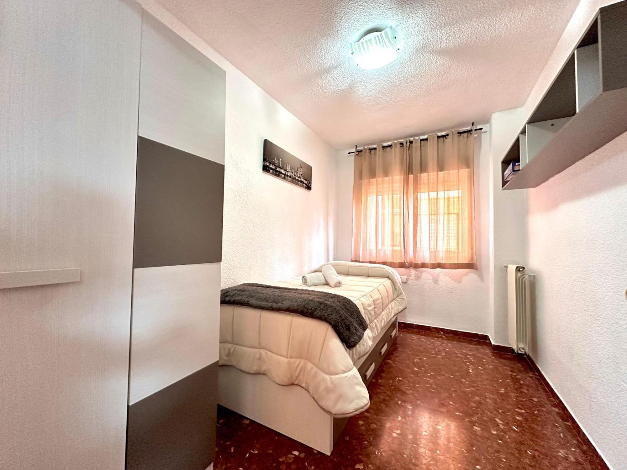 Piso Granada 3 Dormitorios Y Parking Privado Esterno foto